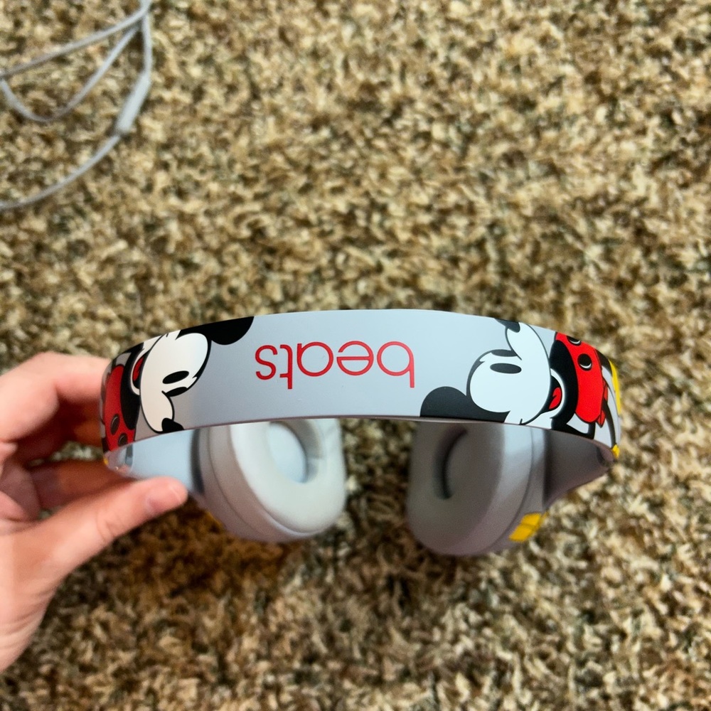 Disney Special Edition Beats!!